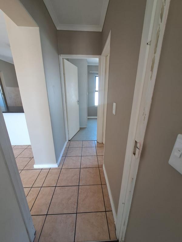 2 Bedroom Property for Sale in Vredekloof Western Cape